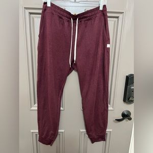 Vuori performance joggers, medium